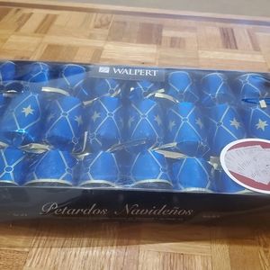 Festive Holiday Crackers Petardos Navidenos